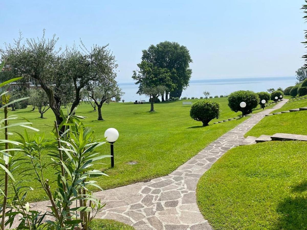On The Beach Lake View Manerba del Garda Buitenkant foto